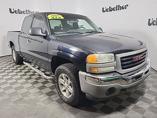 2007 GMC Sierra Classic 1500 Work Truck Extended Cab 4WD