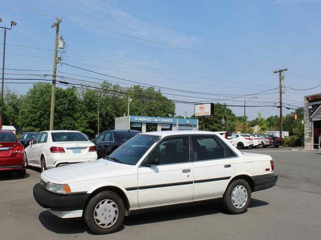 1989 Toyota Camry Deluxe Wagon