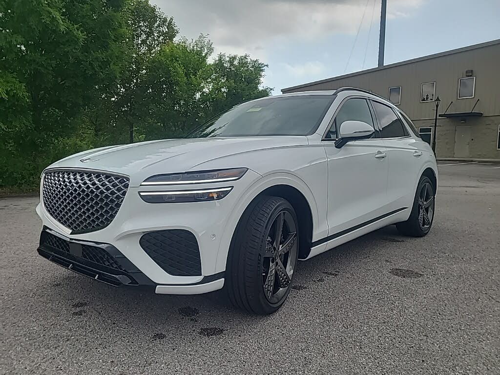 2025 Genesis GV70 2.5T Standard AWD