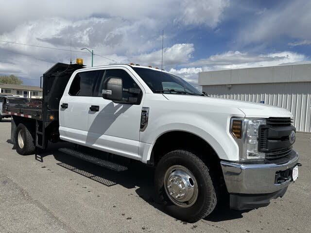 2018 Ford F-350 Super Duty Chassis XL