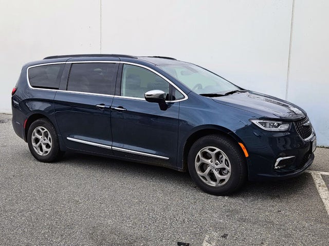 Chrysler Pacifica Limited AWD 2023