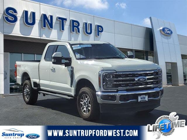 2023 Ford F-350 Super Duty Lariat SuperCab 4WD