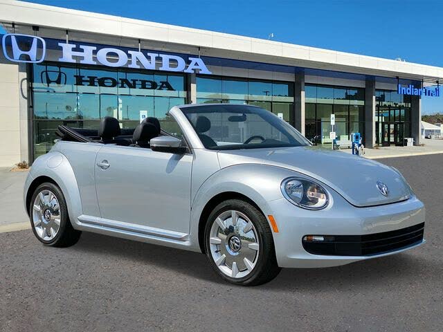 2014 Volkswagen Beetle 1.8T Convertible with Sound and Navigation