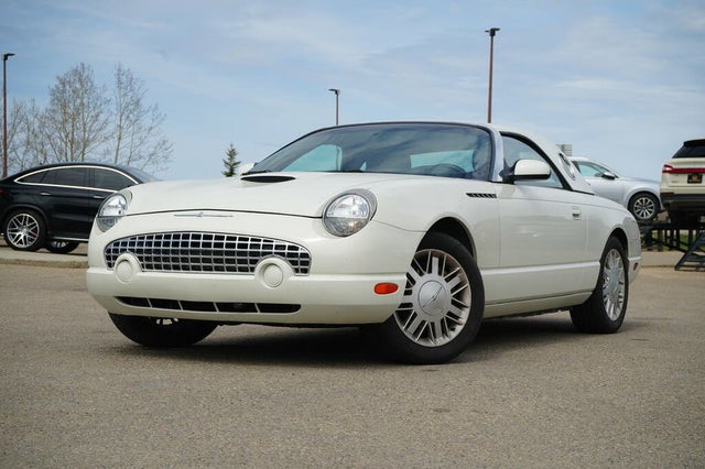 Ford Thunderbird Deluxe RWD 2002