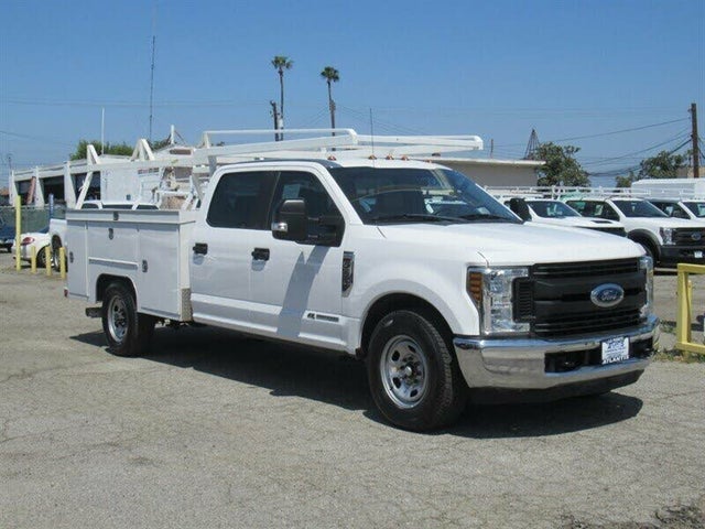 Ford F-350 Super Duty Chassis 2018