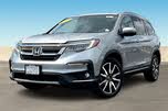 Honda Pilot Touring AWD with Rear Captain's Chairs