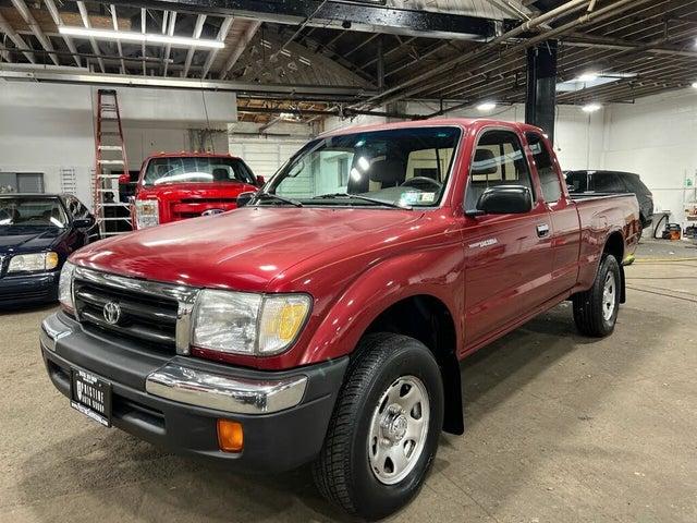 1998 Toyota Tacoma 2 Dr SR5 4WD Extended Cab SB