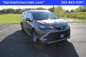 Toyota Sienna XLE 7-Passenger FWD