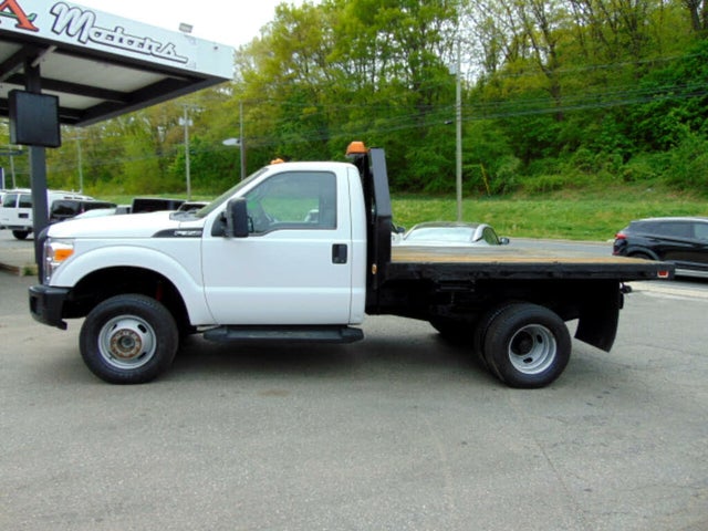 Ford F-350 Super Duty Chassis 2014