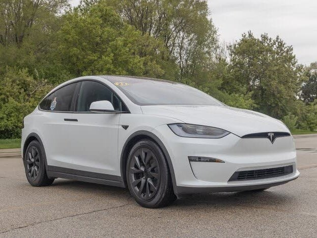 2023 Tesla Model X Standard Range AWD