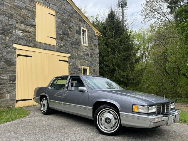 1991 Cadillac DeVille Sedan FWD