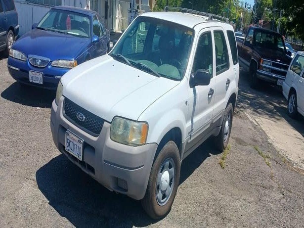 2002 Ford Escape XLS FWD
