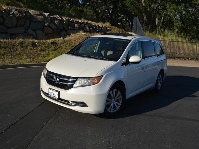 2015 Honda Odyssey EX-L FWD with Navigation