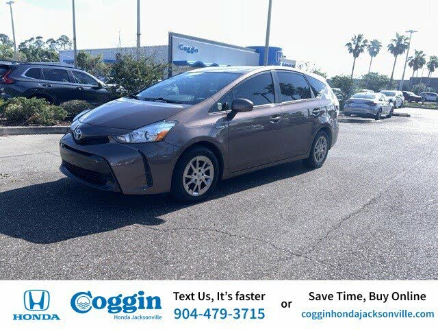 2016 Toyota Prius v Two FWD