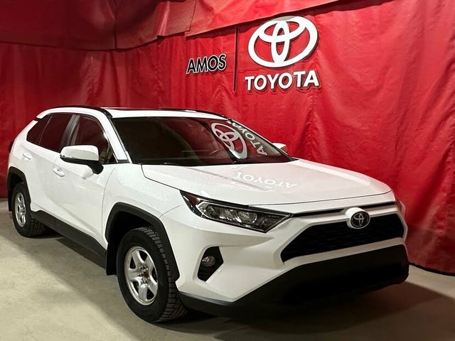 Toyota RAV4 XLE AWD 2021