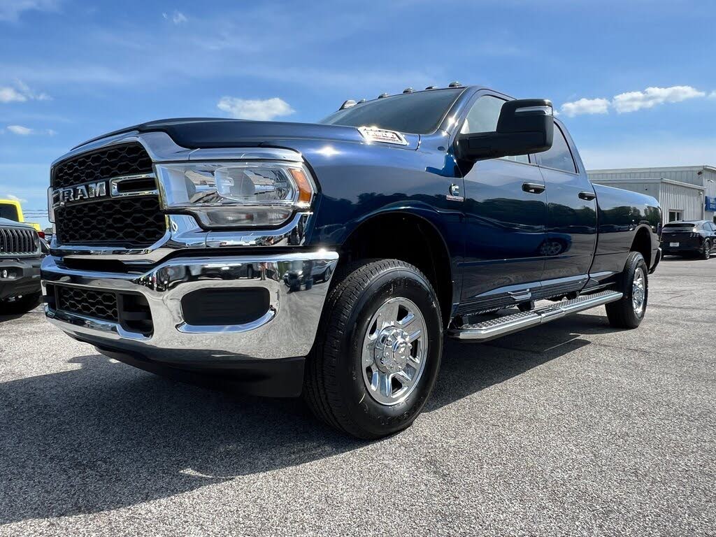 2024 RAM 2500 Tradesman Crew Cab LB 4WD