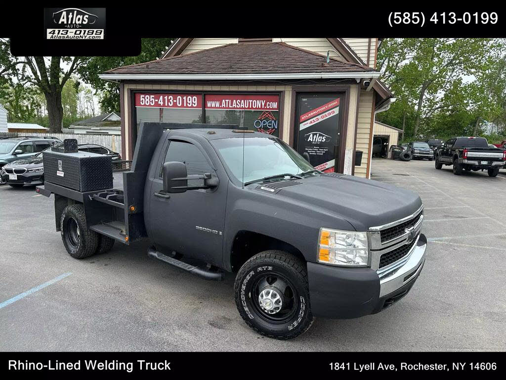 2008 Chevrolet Silverado 3500HD Chassis Chassis LT