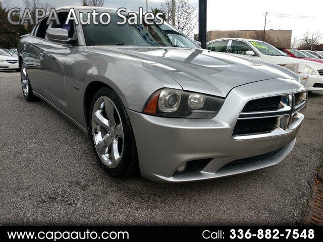 2011 Dodge Charger R/T RWD