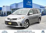 Toyota Sienna LE 7-Passenger FWD with Auto-Access Seat