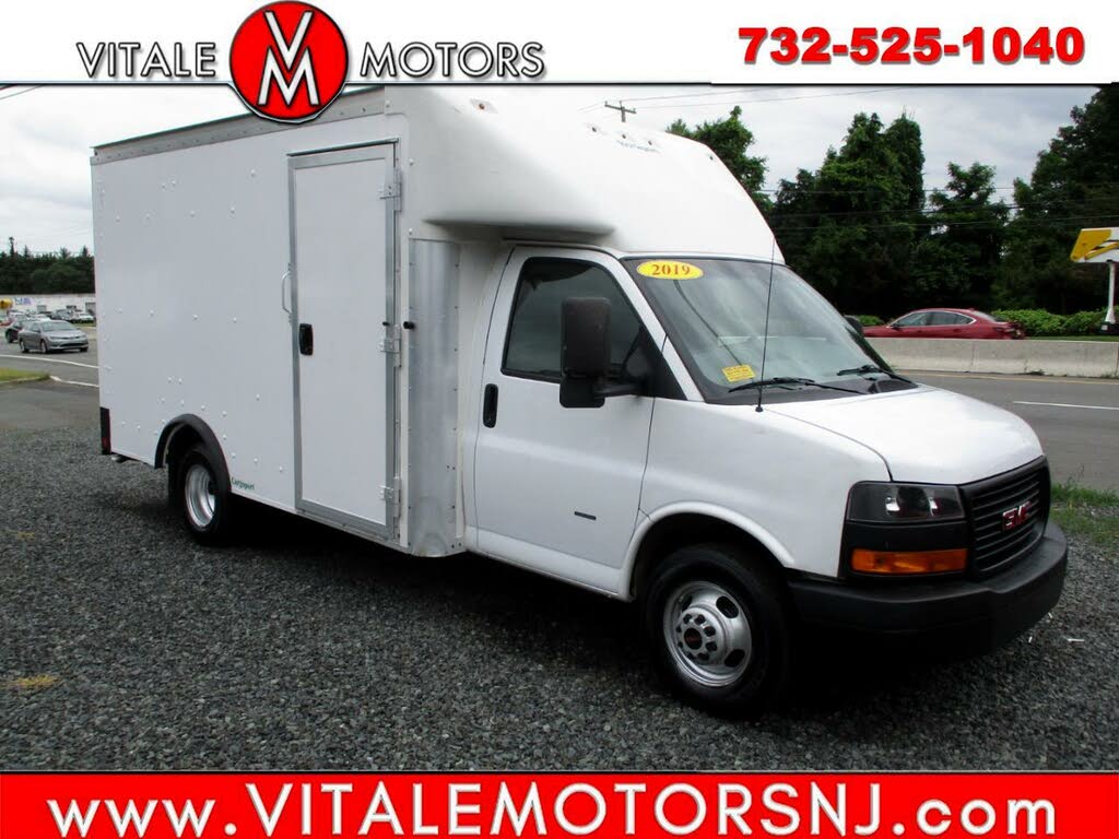 2019 GMC Savana Chassis 3500 159 Cutaway RWD