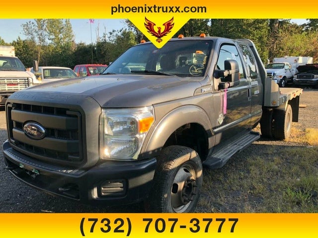 2015 Ford F-350 Super Duty Chassis XLT SuperCab DRW 4WD