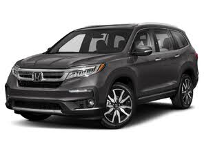 Honda Pilot Touring AWD with Rear Captains Chairs