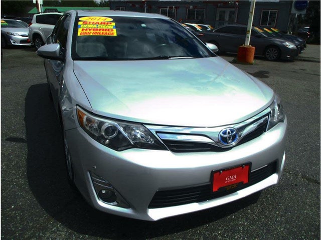 Toyota Camry Hybrid 2014