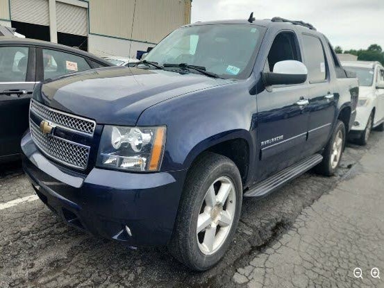 2011 Chevrolet Avalanche LS 4WD