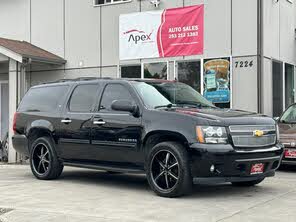 Chevrolet Suburban 1500 LT 4WD