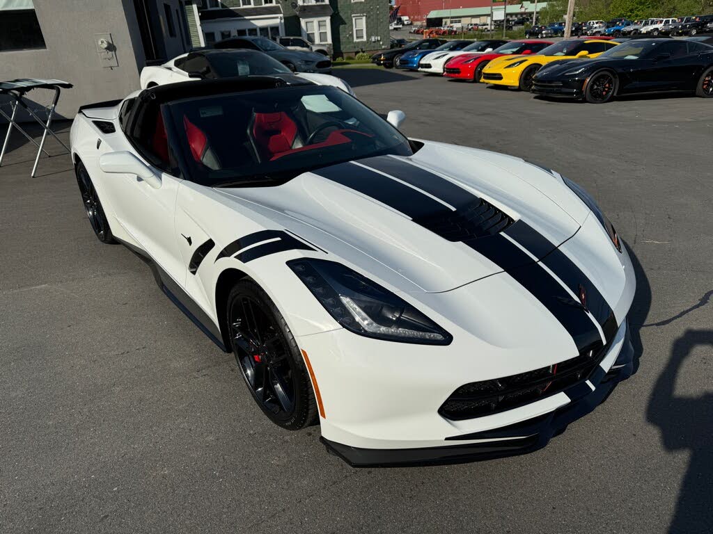 2018 Chevrolet Corvette Stingray 2LT Coupe RWD