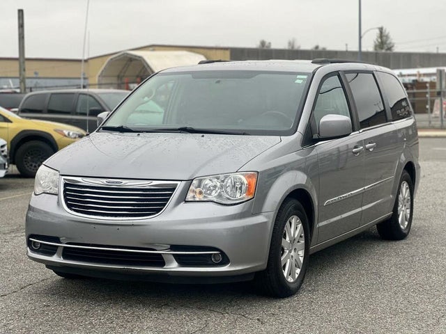 Chrysler Town & Country Touring FWD 2015