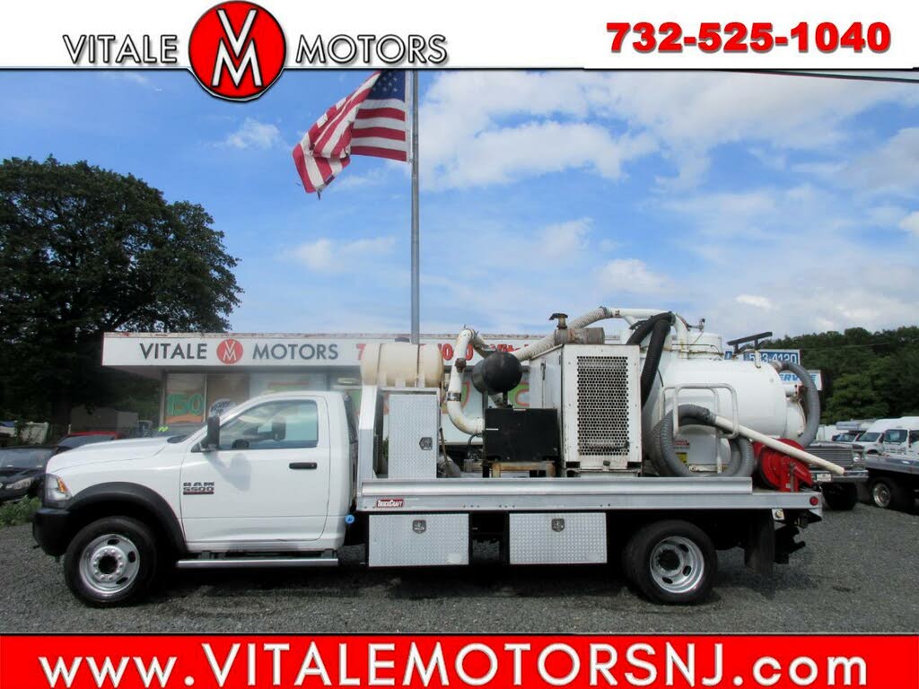 2013 RAM 5500 Chassis Tradesman Crew Cab 4WD