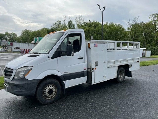 2014 Mercedes-Benz Sprinter Cab Chassis 3500 144 DRW RWD