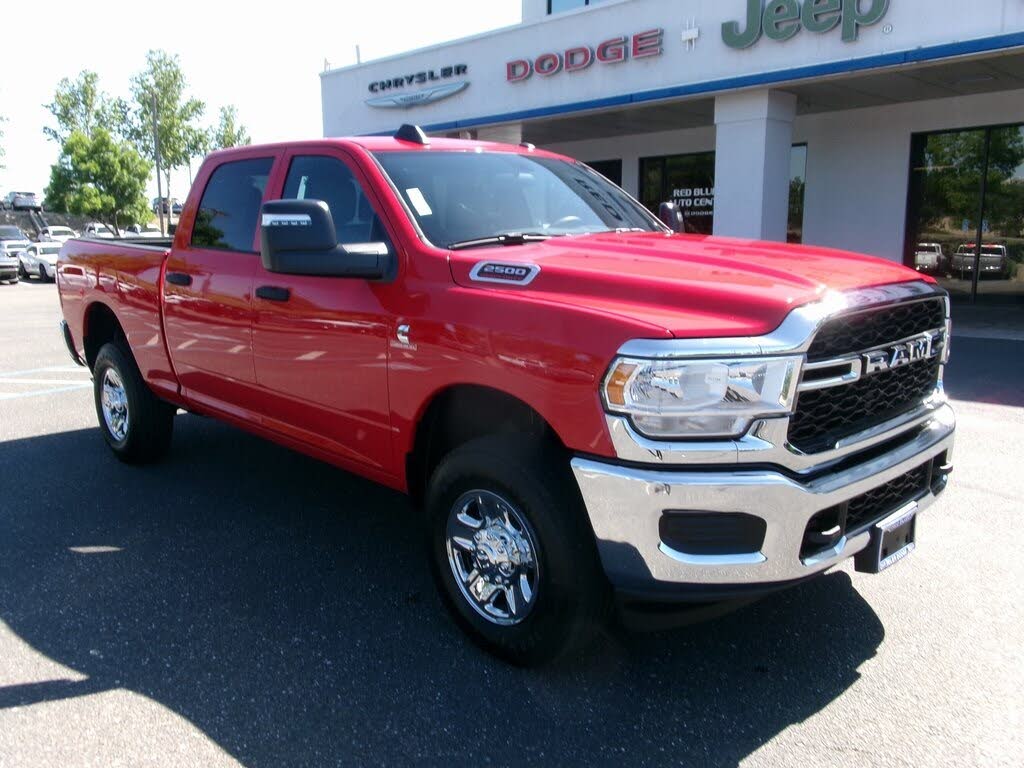 2024 RAM 2500 Tradesman Crew Cab 4WD