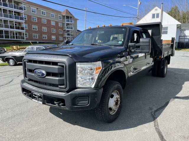 Ford F-350 Super Duty Chassis XL Crew Cab DRW 4WD 2012