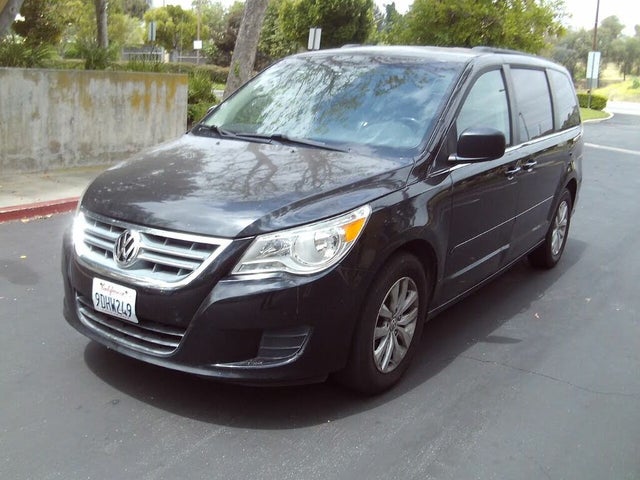 2012 Volkswagen Routan SE with RSE and Nav