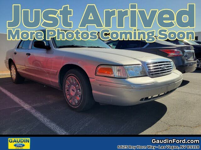 Ford Crown Victoria 2004