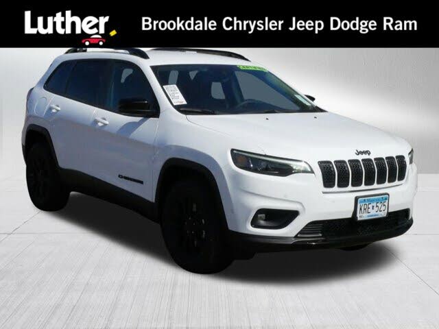 Used 2023 Jeep Cherokee Altitude Lux 4WD for Sale in Minneapolis 
