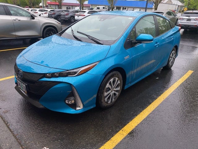 2022 Toyota Prius Prime Limited FWD