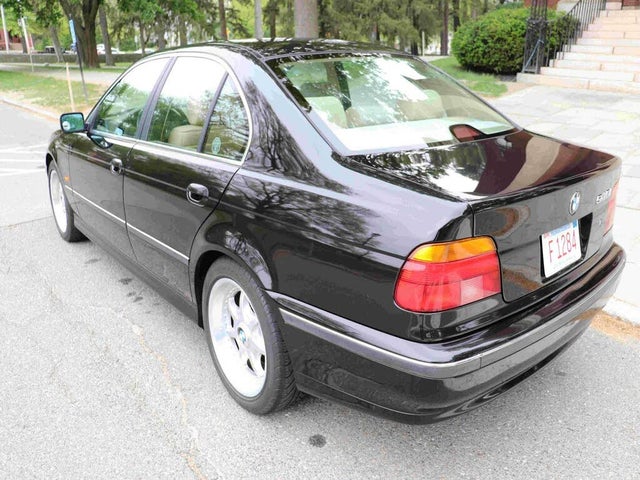 1997 BMW 5 Series 540i Sedan RWD