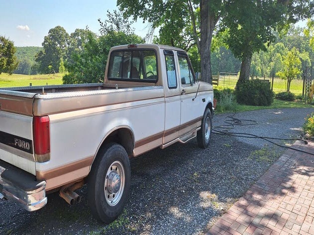 1997 Ford F-250 2 Dr XLT Extended Cab LB HD