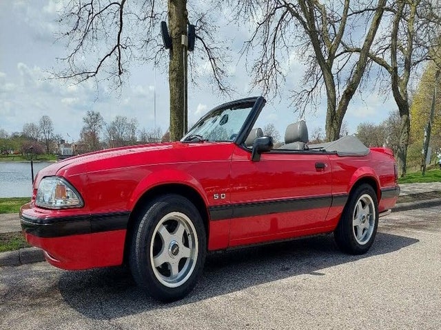 1989 Ford Mustang LX 5.0L Convertible RWD