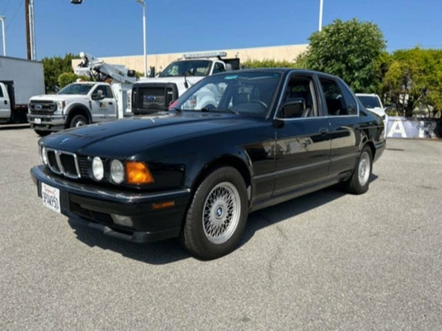 1993 BMW 7 Series 740i RWD