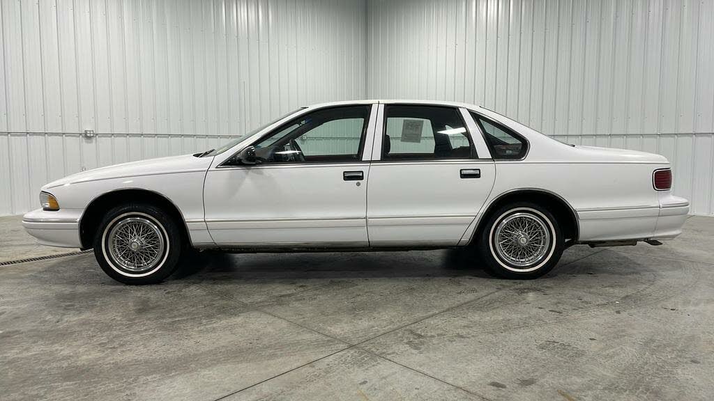 1996 Chevrolet Caprice Sedan RWD
