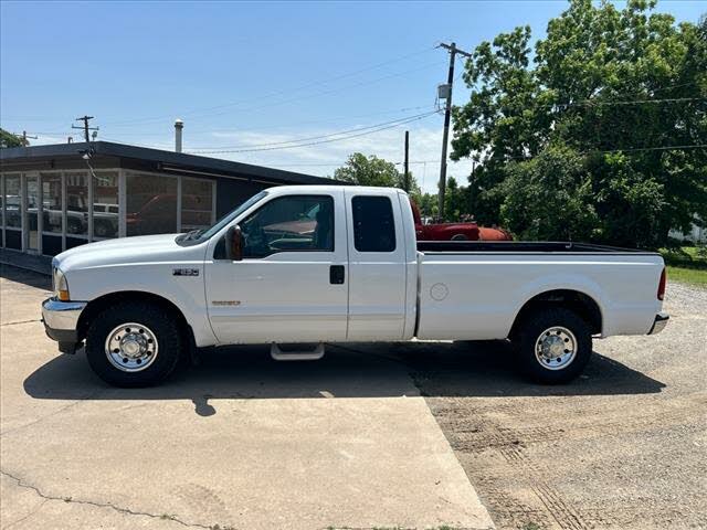 2003 Ford F-250 Super Duty XLT Extended Cab LB RWD