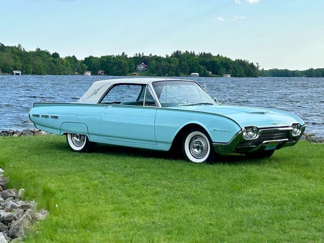 1962 Ford Thunderbird Landau Hardtop Coupe RWD
