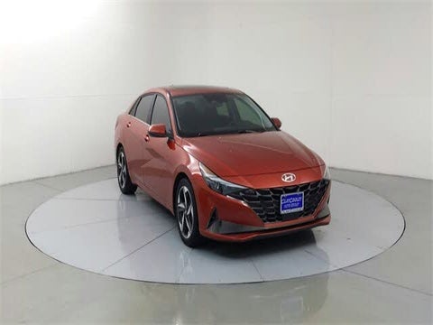 2022 Hyundai Elantra Limited FWD
