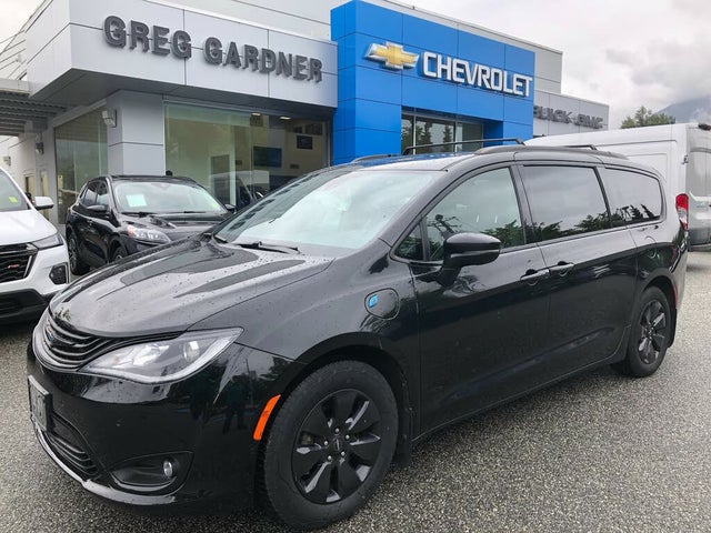 Chrysler Pacifica Hybrid Limited FWD 2019