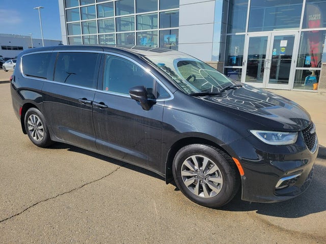 Chrysler Pacifica Hybrid Touring L FWD 2022