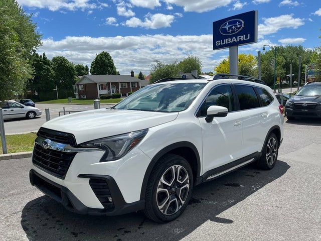 2023 Subaru Ascent Limited AWD with Captains Chairs